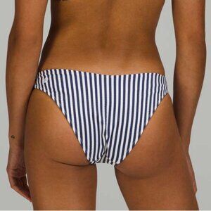 Lululemon Blue White Stripes Waterside Seersucker Mid Rise Swim Bottom Size XL